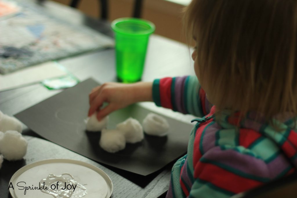 It's another addition of Kids Behind the Blog!