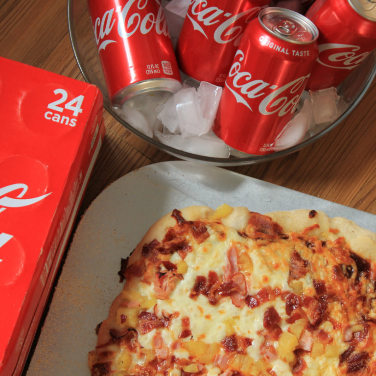 Easy Grilled Hawaiian BBQ Pizza