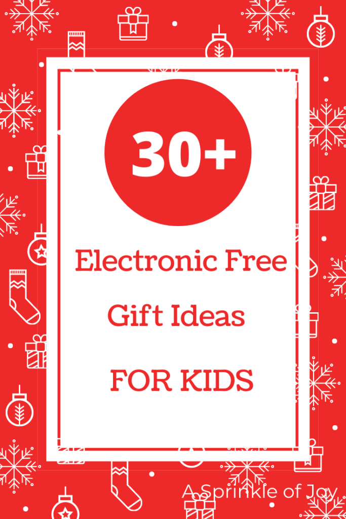 30 plus non electronic gift ideas for kids this holiday season. Electronic free gift ideas for children. #Christmas #giftguide