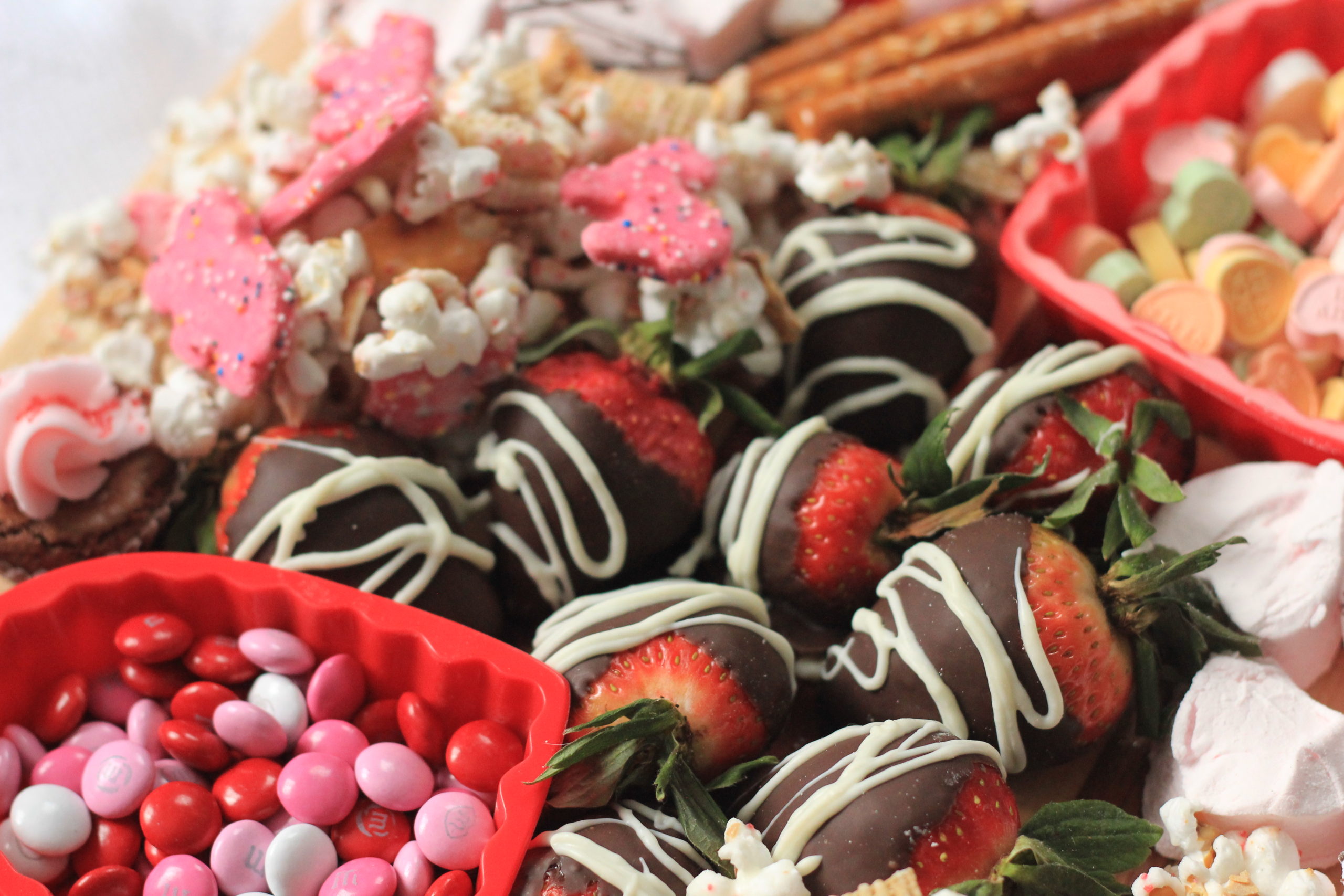 An easy Valentine's Day dessert charcuterie board.  #Valentines