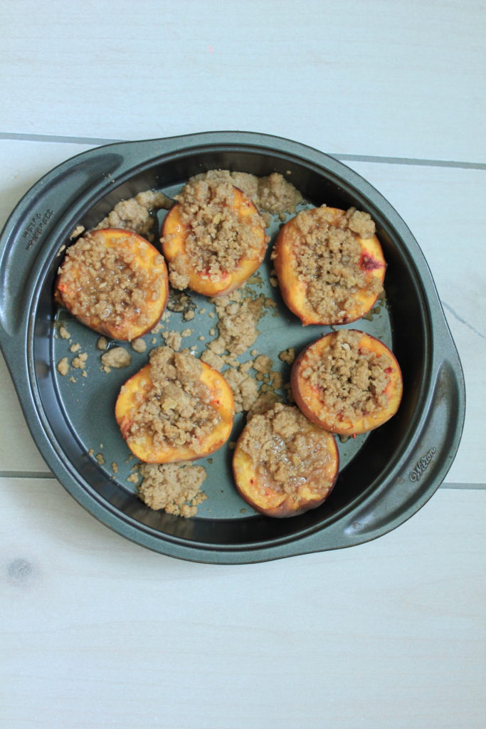 Super simple dessert, Baked Peaches with Streusel Topping  
