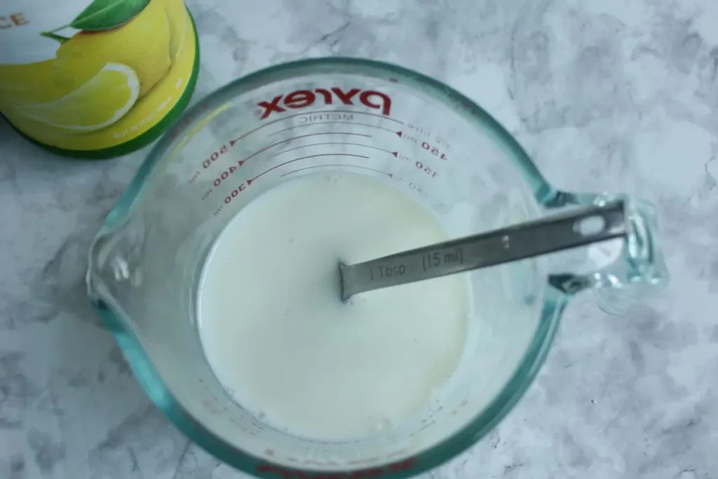 how to make buttermilk substitute