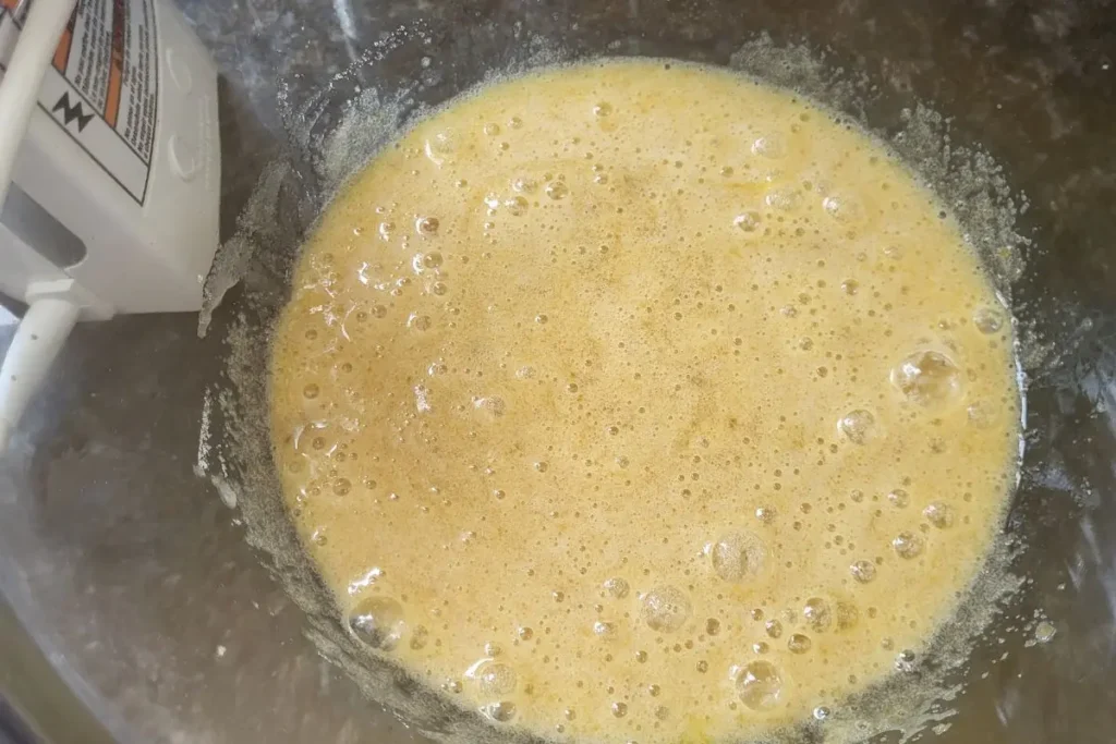 eggs and sugars beat